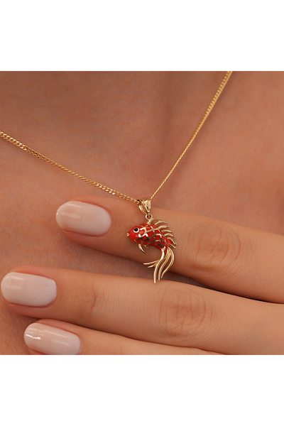 Akar Jewellery 14 Ayar Altın Mine İşlemeli Kırmızı Koi Balığı Figürlü Kolye Ş...
