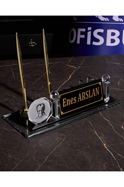 Atatürk Kristal Masa İsimliği | Siyah Cam – Altın Detay | Kişiye Özel