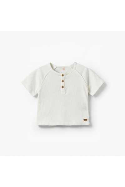 giggles Henley Neck Short Raglan Sleeves T-shirt with Textured Design