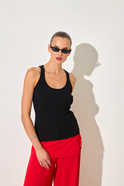 Setre Black Thick Strap Crew Neck Knitwear