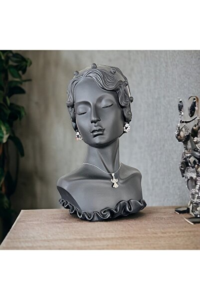 Ezera Transparent Wire Necklace with Silver Finger Pendant