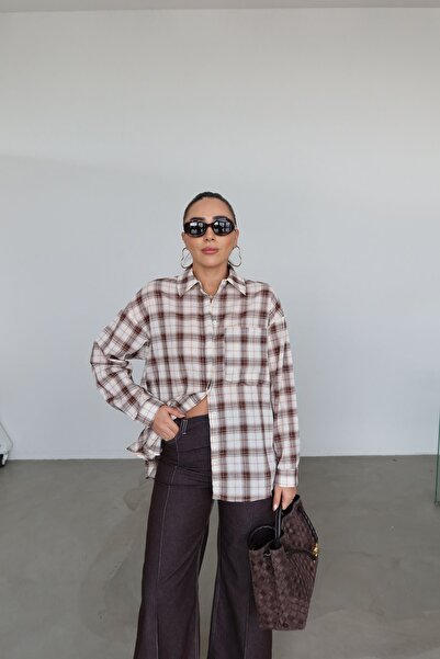 Özge Özgenç Taş Baskılı Ekoseli Gömlek