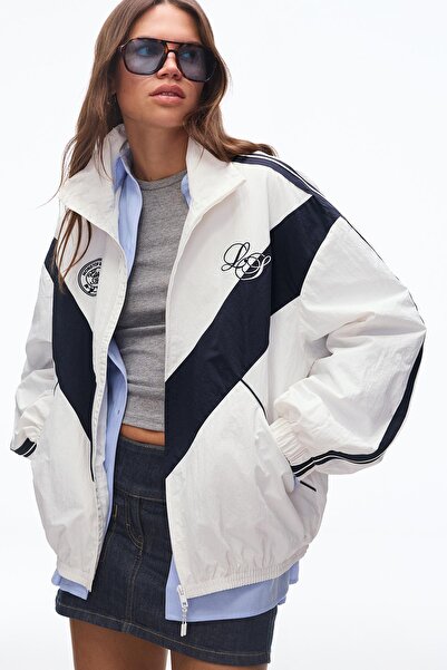 Bershka İşlemeli teknik ceket