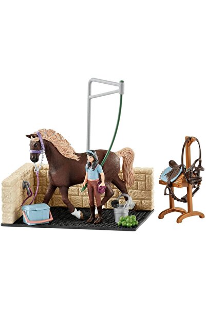 SCHLEICH Set figurine Schleich, Clubul Ecvestru, Loc de spălat cai, Emily și ...