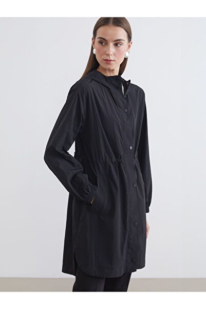 LC Waikiki Hooded Women's Raincoat