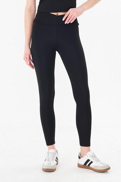 Sortie Women's V-Waist Back Zipper Pocket Sports Leggings
