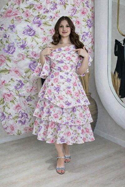 DGBASE Haneen's dress is elegant for Eid