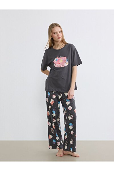 LC Waikiki Crew Neck Printed Women's Pajamas Set