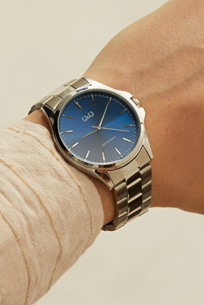 Q&Q ساعة يد رجالية من فينديل |   حافظة معدنية فضية اللون وسلك معدني |   مينا ...