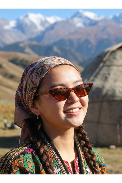 Nilu Moda Women's Cat Eye Sunglasses