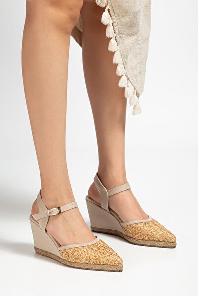 Kartezyen yeni sezon dolgu topuklu sivri burunlu kadın ayakkabı