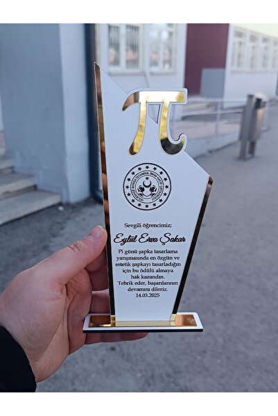 şeyma lazer Pi Günü Tasarımı Matematik Plaketi