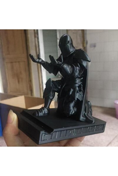 choice2 حامل أقلام بتصميم جندي أسود مدرع، إكسسوارات مكتبية، حامل أقلام على شك...