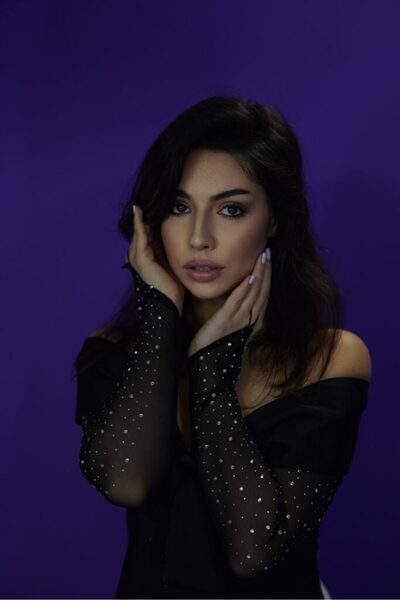 A.S.Signature Rhinestone fingerless gloves