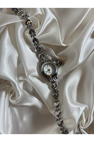 Mihristore Pinterest Heart Charm Women's Watch Minimal Women's Wristwatch