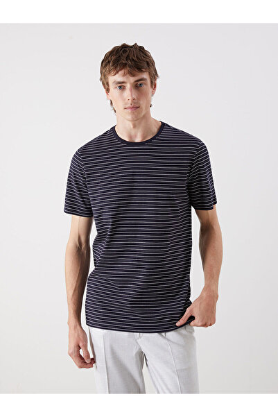 LC Waikiki طاقم الرقبة مخطط تي شيرت للرجال