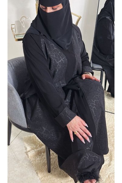 Lamsa Royal Jacquard Jewels Abaya – Luxurious black abaya with Linen inserts.