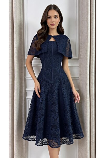 Mara Valeria's dress