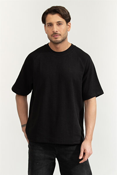 Calvin Klein تي شيرت Cozy Flatback Rib SS Relaxed Tee للرجال برقبة دائرية بال...
