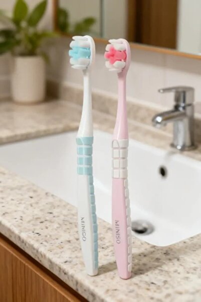 Miniso Bulut Yumuşaklığında Kıllı Diş Fırçaları (2 adet)