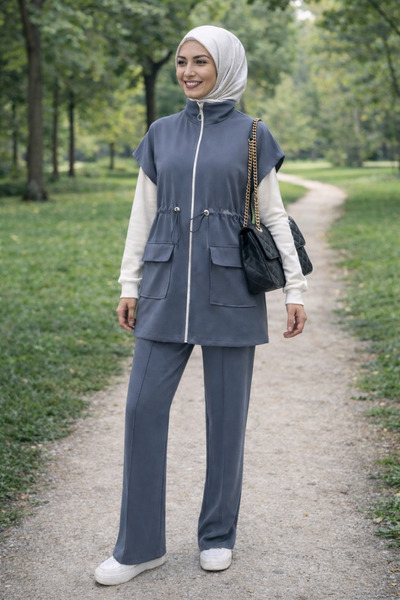 Esra Butik78 Modern Şık Yelekli 2’li Takım – Rahat Kesim Günlük Tesettür Spor...