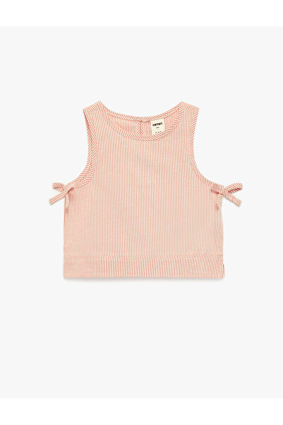 Koton بلوزة مخططة باللون العنابي للبنات الصغيرات بأكمام قصيرة