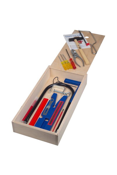 Pebaro 452, Set traforaj, ambalat in cutie de lemn, 23 piese