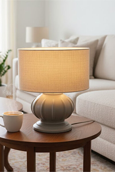 PinkyDuck Clarity Kumaş Başlıklı Modern Abajur – Dekoratif Tasarım