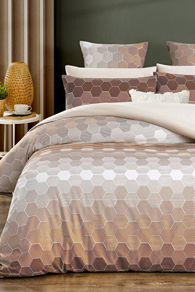 Lorien Patterned Double Bedding Set with Elastic Sheets and Reversible Duvet ...