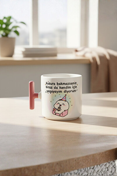 DeseneBak Kusura Bakmazsanız Biraz Da Kendim İçin Yaşayayım Diyorum Yazılı Ku...