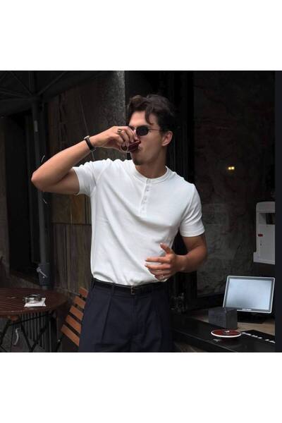 perasttesktil Erkek Bisiklet Yaka Önü Düğmeli Tshirt