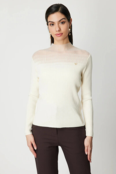 On Fashion Women's Half Fisherman Thin Knitted Ecru Sweater 60346