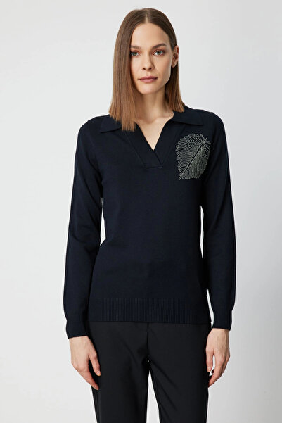 On Fashion Women's Shoulder Leaf Chain Black Sweater 65334