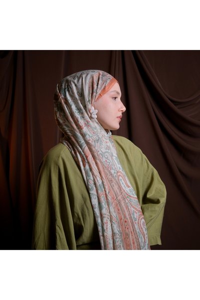 Mehru Scarfs شال ناعم بنمط فيلا باللون البني الداكن - ملمس غير قابل للانزلاق - صيفي/شتوي - 75x185