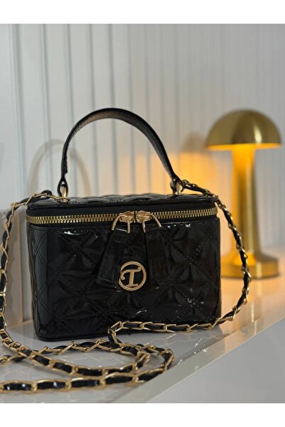 meybag Kadın Siyah Rugan Kapitone Desenli Zincir Askılı Küçük Boy Valiz Çanta