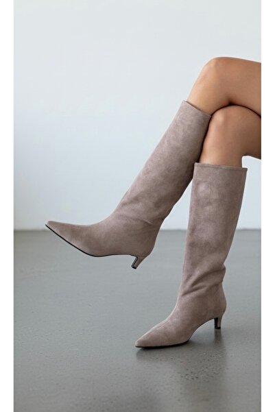 runa shoes Suede Low Heel Boots