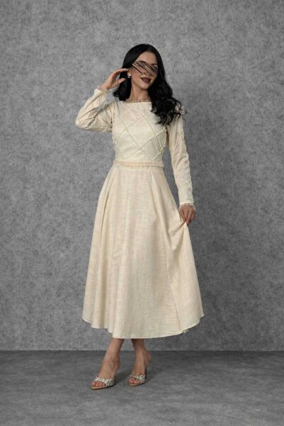 Jood Elegant women's set with hand embroidery