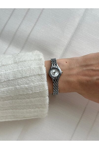 MERW Fergie Model Silver Color Metal Cord Vintage Series Women Wrist Watch