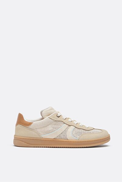 Stradivarius Die-cut trainers with leather details