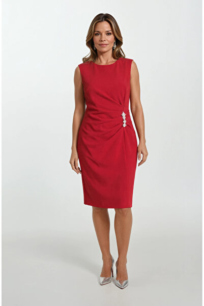 Spazio Farris Yuvarlak Yaka Yanı Taş Aksesuar Detaylı Midi Abiye Elbise KIRMIZI