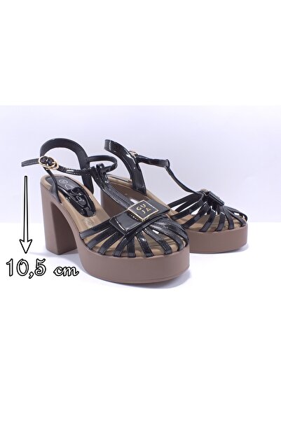 Guja 26Y491-6 Tocuri tip cușcă sandale