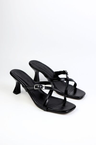 wolfcity Women's Thin Heeled Slippers and Sandals with Buckle Detail