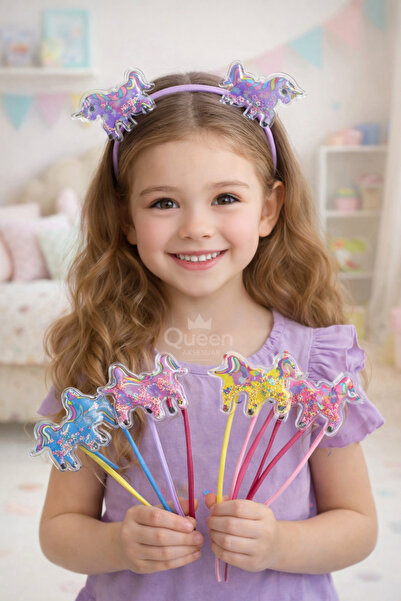 QUEEN AKSESUAR Tek adet Şeffaf fiyonklu hareketli pullu renkli unicorn atlı t...