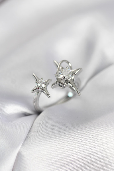 doremodam خاتم نسائي من حجر الزركون موديل نجمة القطب باللون الفضي - ليسينا