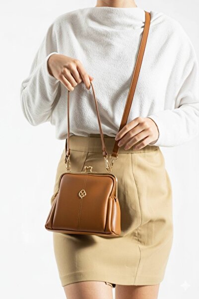 Berlin bags Geantă de damă Marlon cu patru compartimente, cu detaliu Burs și ...