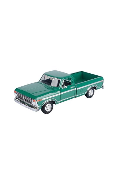 lowell home Mm-79386 1 24 1977 Model Vehicle