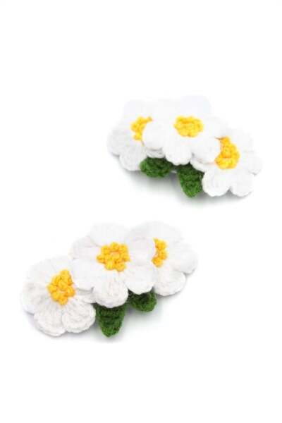 MENESSA Handmade daisy hair clip - white