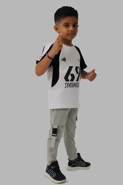 ALANAQA Oversized Orthopedic t-shirt for children, unisex.