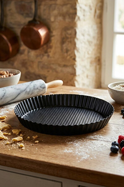 Vadi Carbon Steel 28 cm Fireproof Non-Stick Serrated Edge Removable Base Tart...