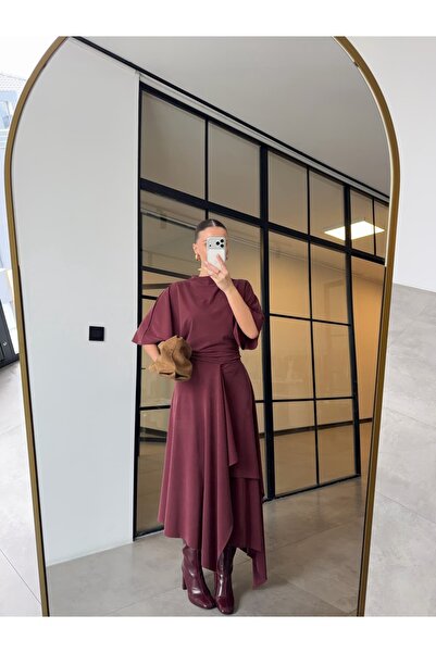 BB Bensu Buyruk BLUZĂ CU GULER ÎNALT ȘI FUSTĂ CU TĂIERE ASIMETRICĂ, SET CULOA...